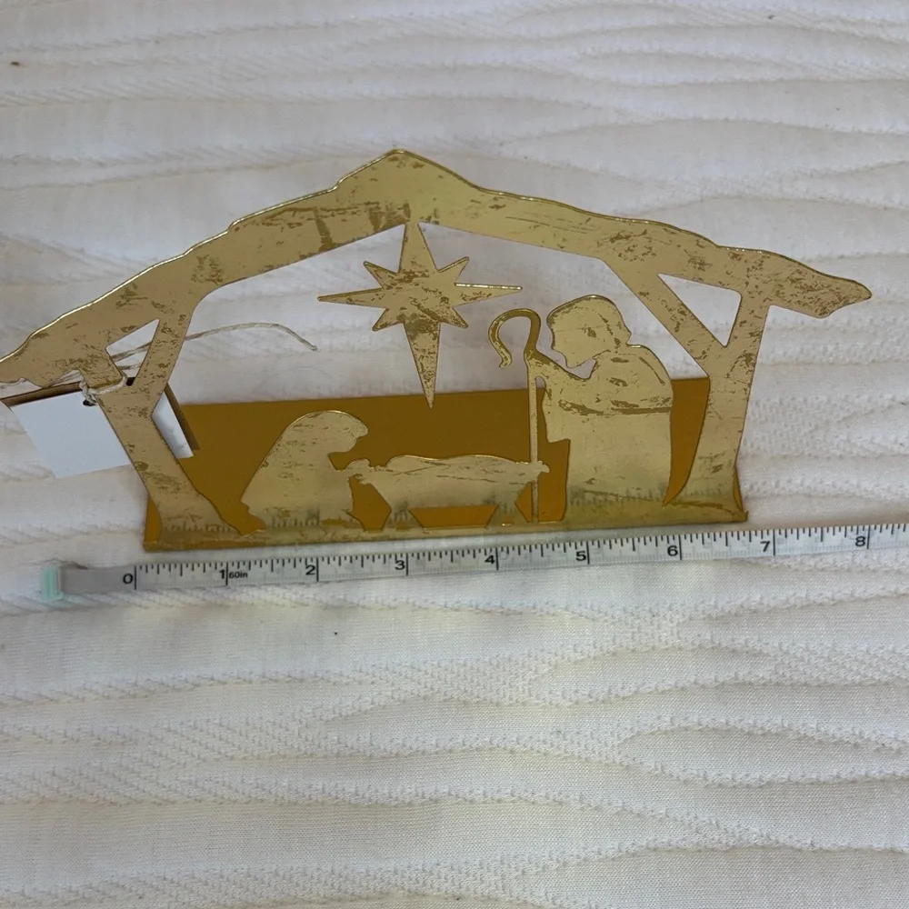 Mud Pie Metallic Gold Nativity Scene Shelf Sitter NWT Retails for $22.50